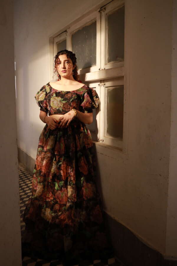 Raat Ki Rani – Black Lehenga - Image 4